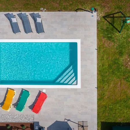 Dori With Private Pool